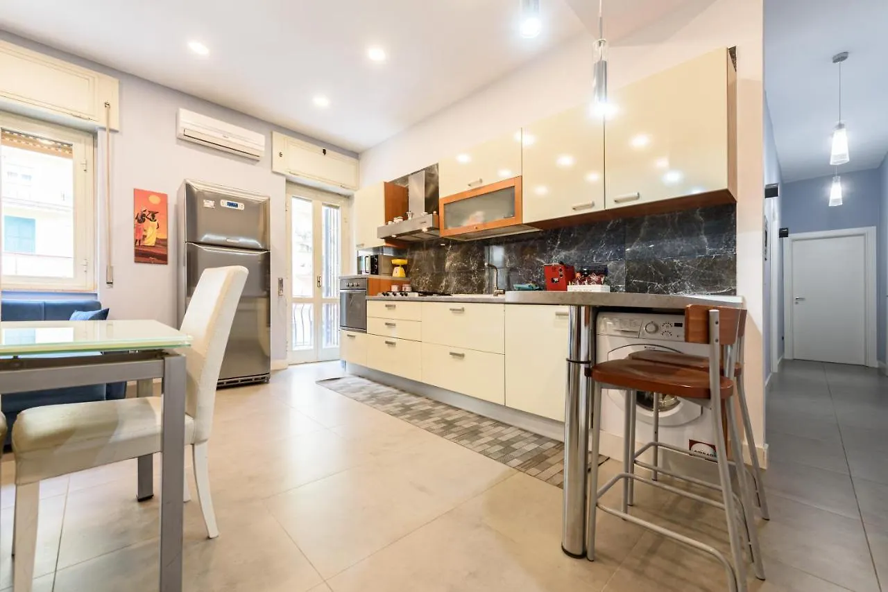 Via Mario Ruta 31 Apartment Naples Italy