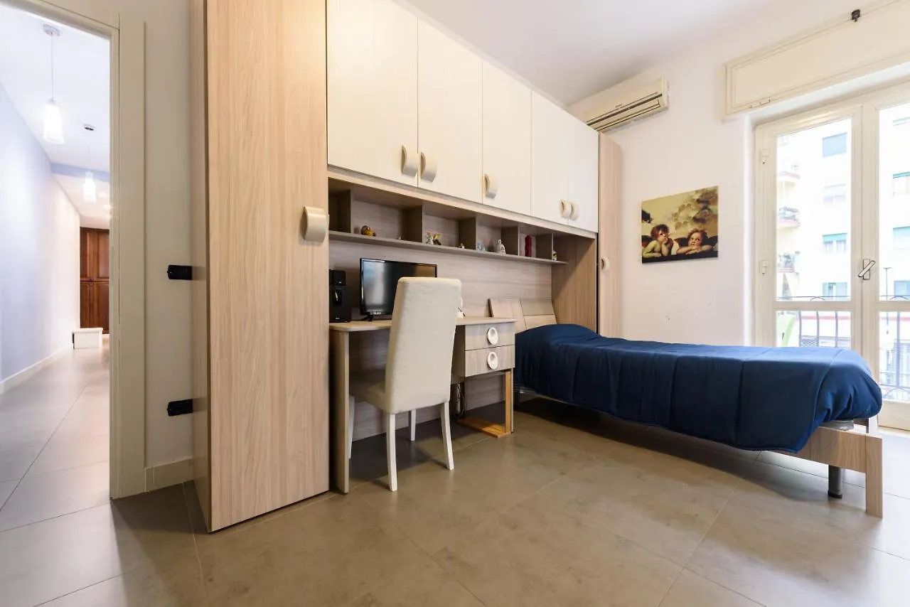 Via Mario Ruta 31 Apartman Nápoly