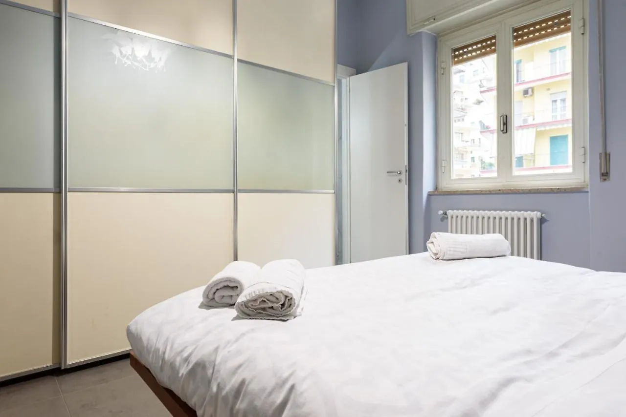 Via Mario Ruta 31 Apartman Nápoly